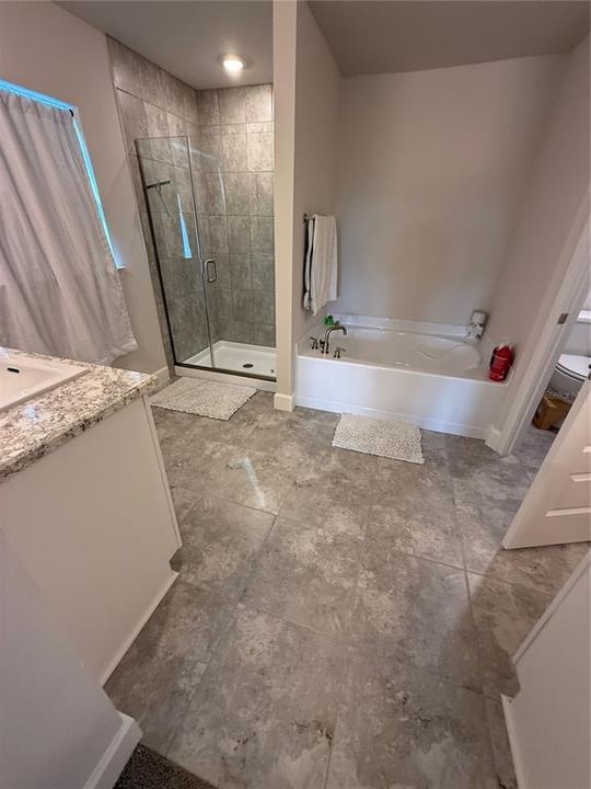 For Sale: $369,900 (4 beds, 3 baths, 2508 Square Feet)