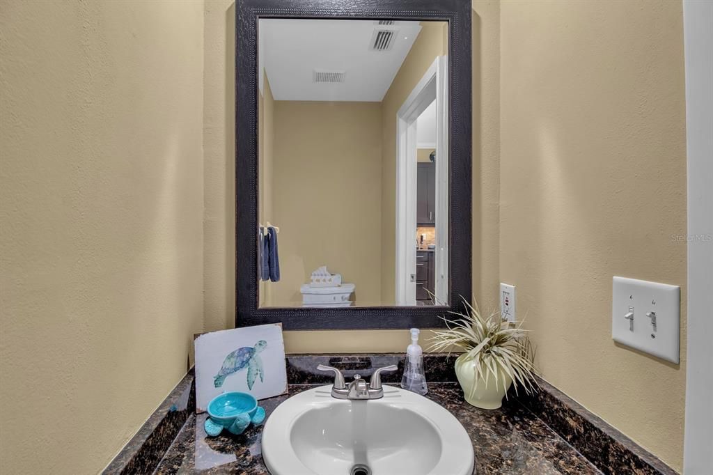 待售: $610,000 (2 贝兹, 2 浴室, 1440 平方英尺)