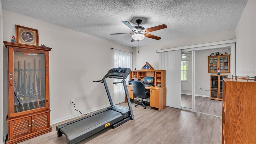 Active With Contract: $349,900 (3 beds, 2 baths, 2006 Square Feet)