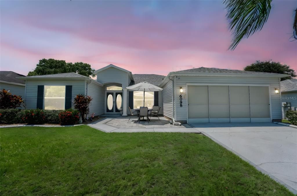 Active With Contract: $349,900 (3 beds, 2 baths, 2006 Square Feet)