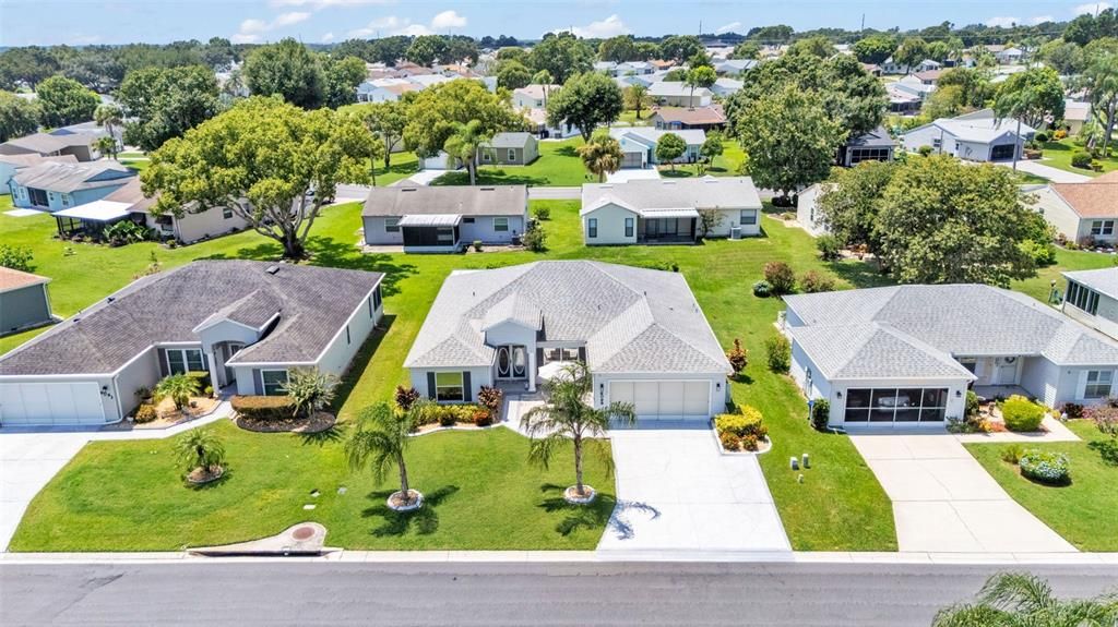 Active With Contract: $349,900 (3 beds, 2 baths, 2006 Square Feet)