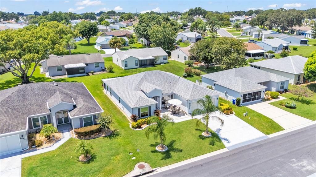 Active With Contract: $349,900 (3 beds, 2 baths, 2006 Square Feet)