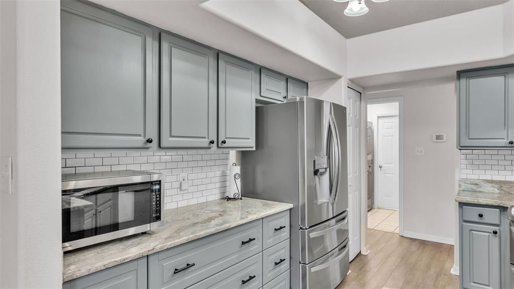 Active With Contract: $349,900 (3 beds, 2 baths, 2006 Square Feet)