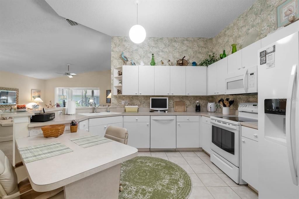 En Venta: $183,900 (2 camas, 2 baños, 1359 Pies cuadrados)