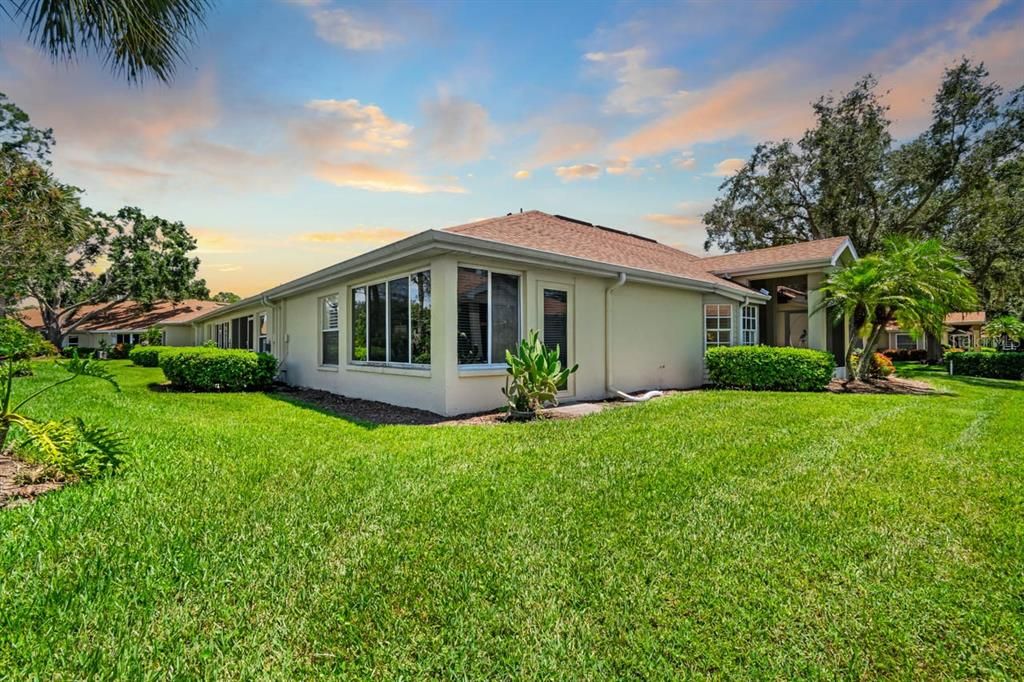 En Venta: $183,900 (2 camas, 2 baños, 1359 Pies cuadrados)