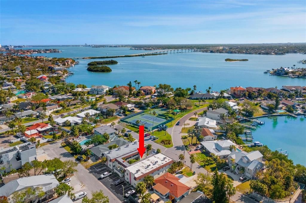 For Rent: $3,000 (1 beds, 1 baths, 598 Square Feet)