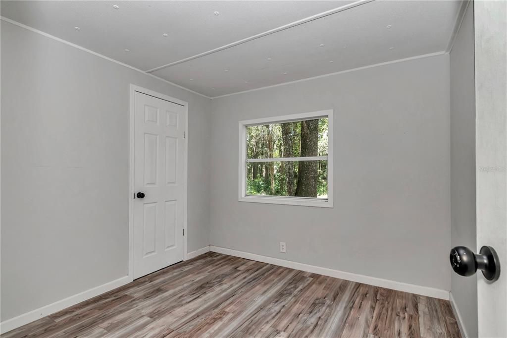 Active With Contract: $175,000 (3 beds, 2 baths, 1056 Square Feet)