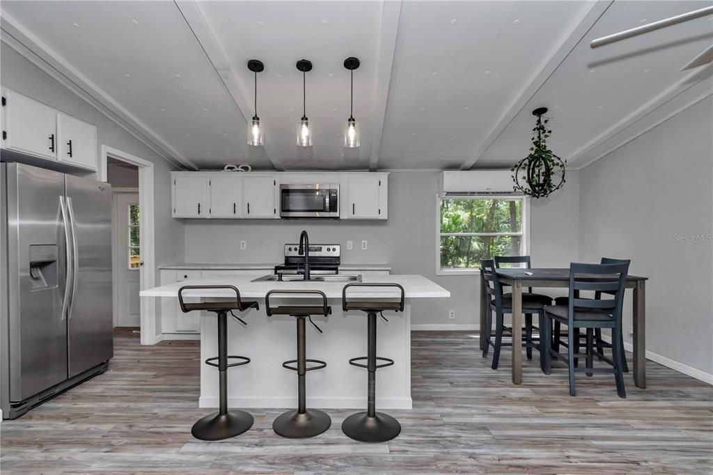 Active With Contract: $175,000 (3 beds, 2 baths, 1056 Square Feet)