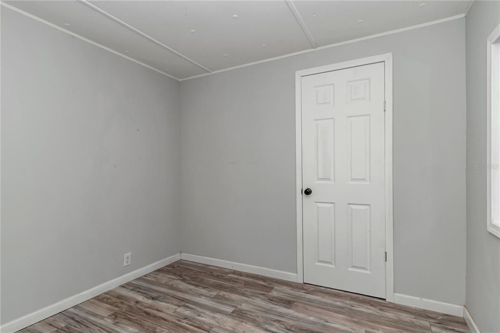 Active With Contract: $175,000 (3 beds, 2 baths, 1056 Square Feet)