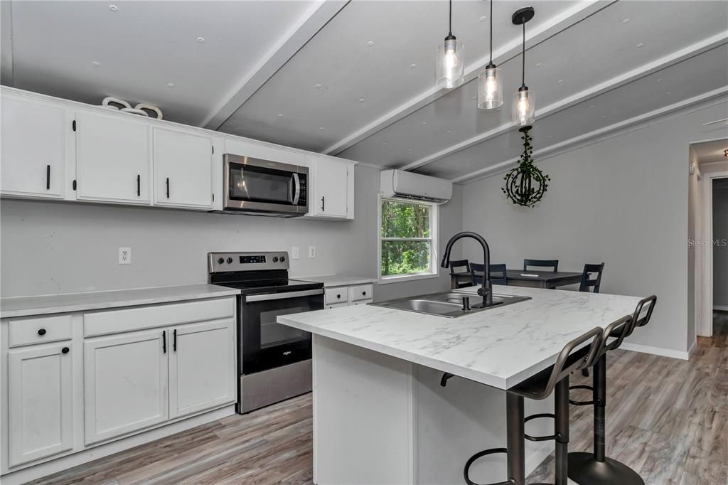 Active With Contract: $175,000 (3 beds, 2 baths, 1056 Square Feet)