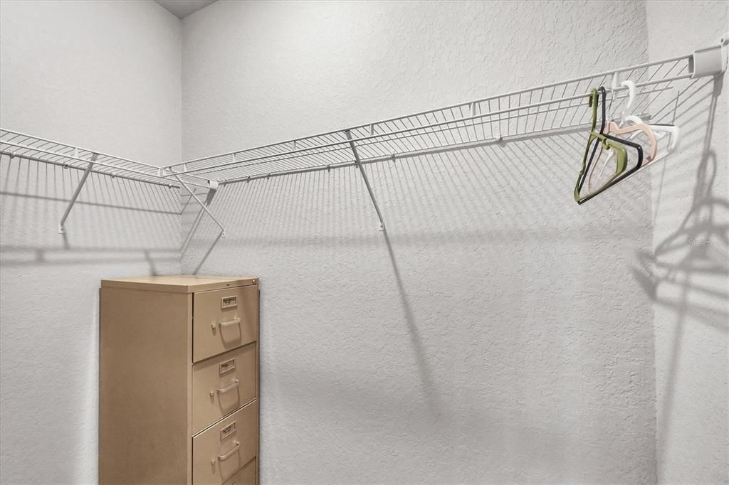 Active With Contract: $320,000 (3 beds, 2 baths, 1688 Square Feet)