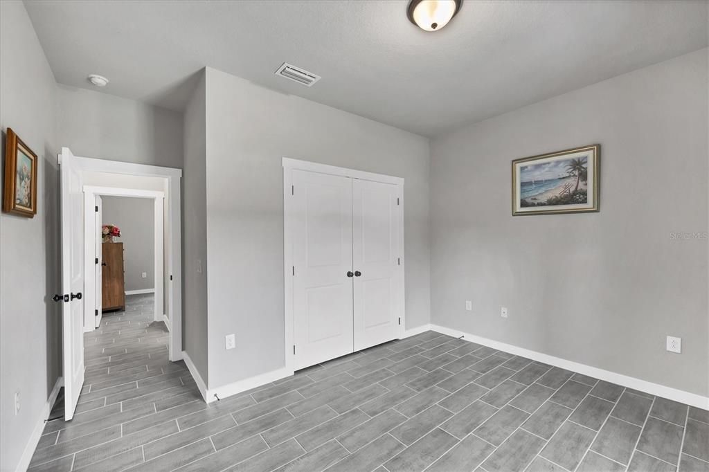 Active With Contract: $320,000 (3 beds, 2 baths, 1688 Square Feet)