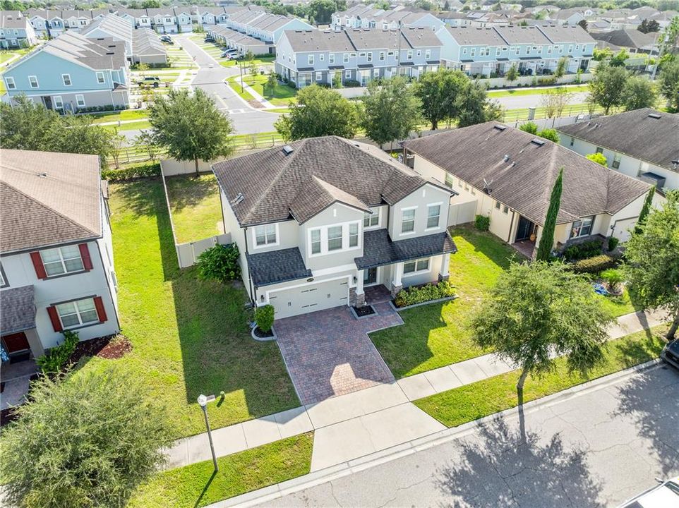 Active With Contract: $484,000 (4 beds, 2 baths, 2486 Square Feet)