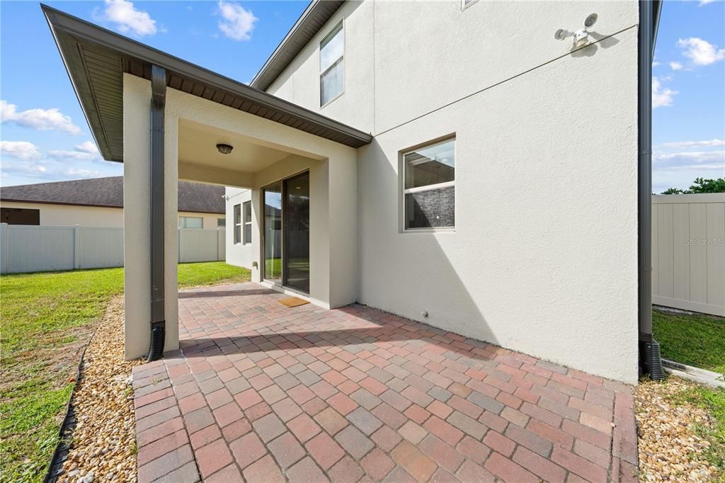 Active With Contract: $484,000 (4 beds, 2 baths, 2486 Square Feet)