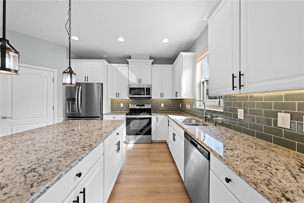 Active With Contract: $484,000 (4 beds, 2 baths, 2486 Square Feet)