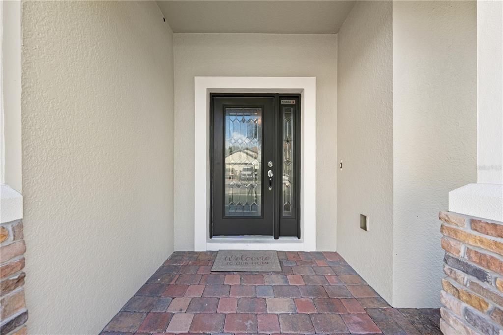 Active With Contract: $484,000 (4 beds, 2 baths, 2486 Square Feet)