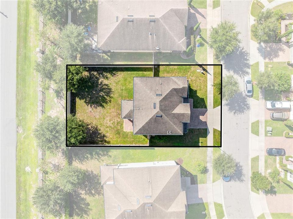 Active With Contract: $484,000 (4 beds, 2 baths, 2486 Square Feet)