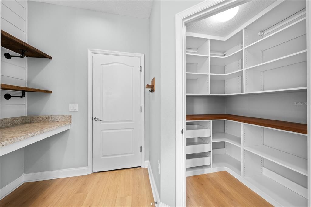 Active With Contract: $484,000 (4 beds, 2 baths, 2486 Square Feet)