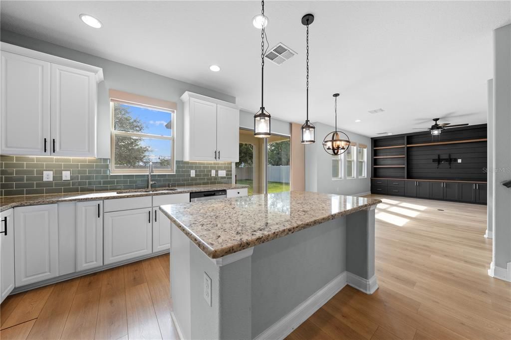 Active With Contract: $484,000 (4 beds, 2 baths, 2486 Square Feet)