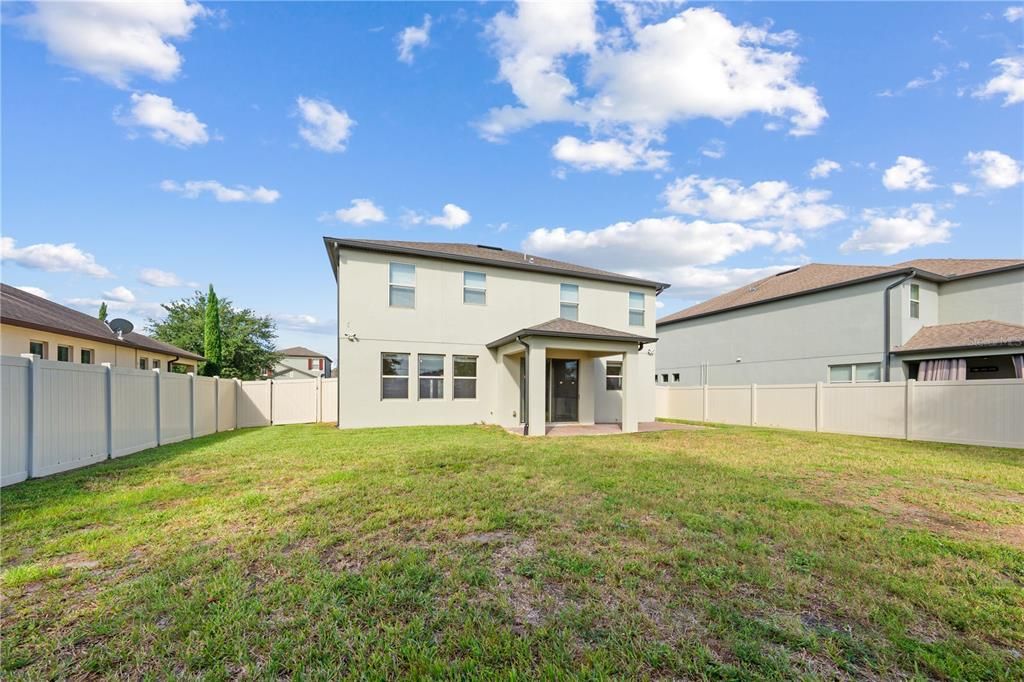 Active With Contract: $484,000 (4 beds, 2 baths, 2486 Square Feet)