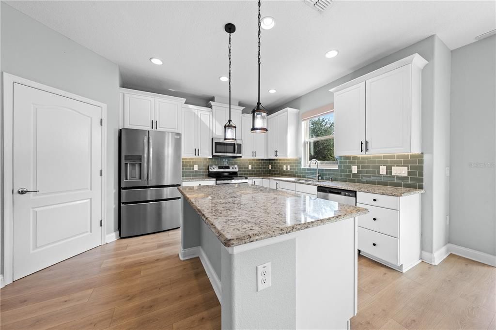 Active With Contract: $484,000 (4 beds, 2 baths, 2486 Square Feet)