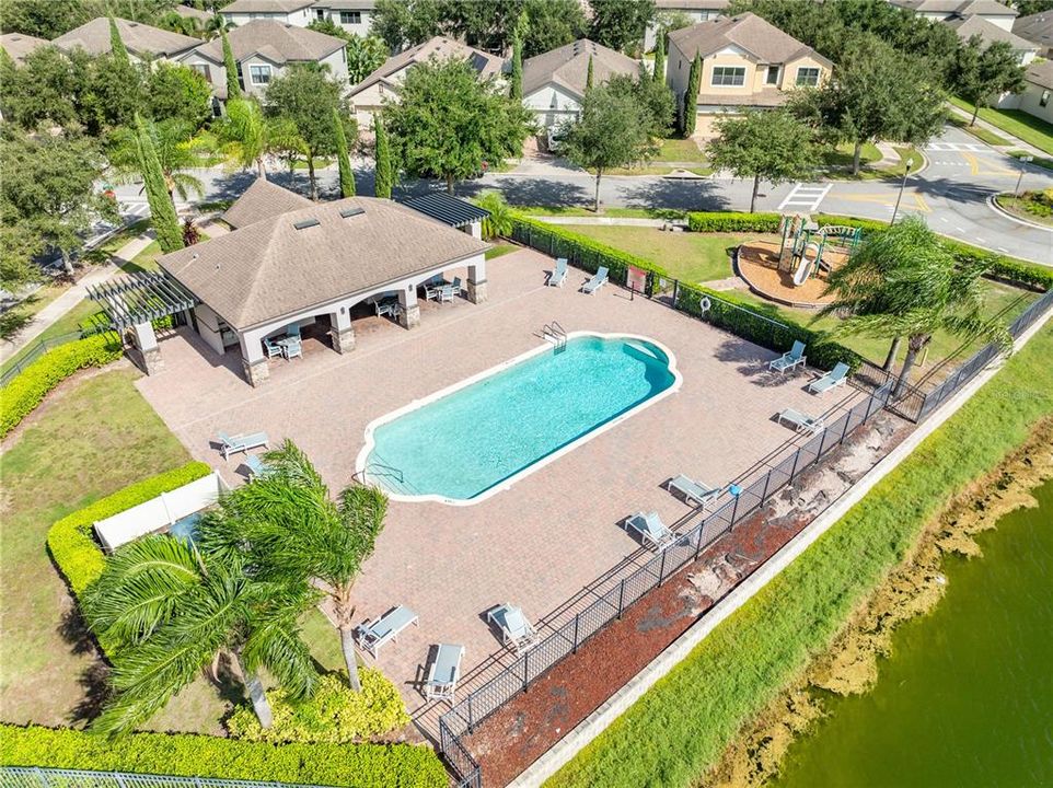 Active With Contract: $484,000 (4 beds, 2 baths, 2486 Square Feet)