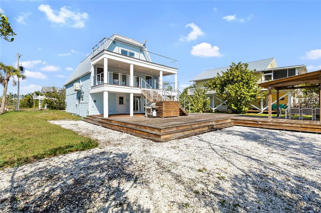 En Venta: $999,000 (3 camas, 2 baños, 1558 Pies cuadrados)