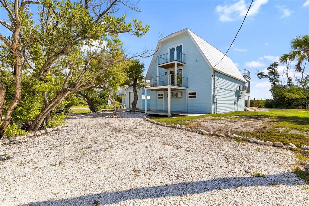 En Venta: $999,000 (3 camas, 2 baños, 1558 Pies cuadrados)