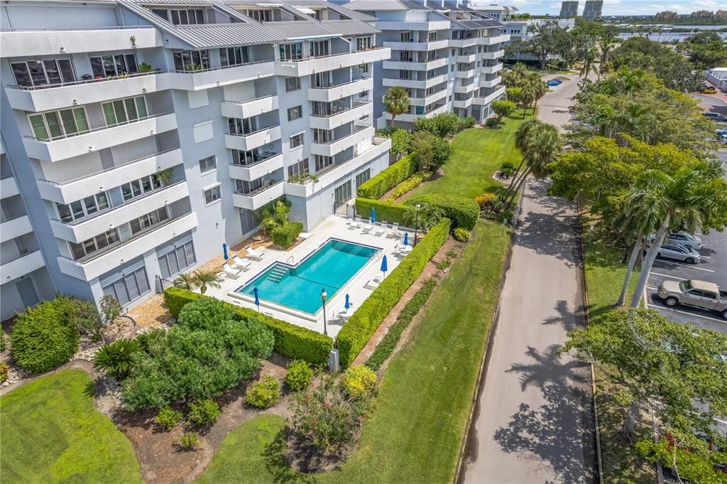 For Sale: $315,875 (2 beds, 2 baths, 1590 Square Feet)