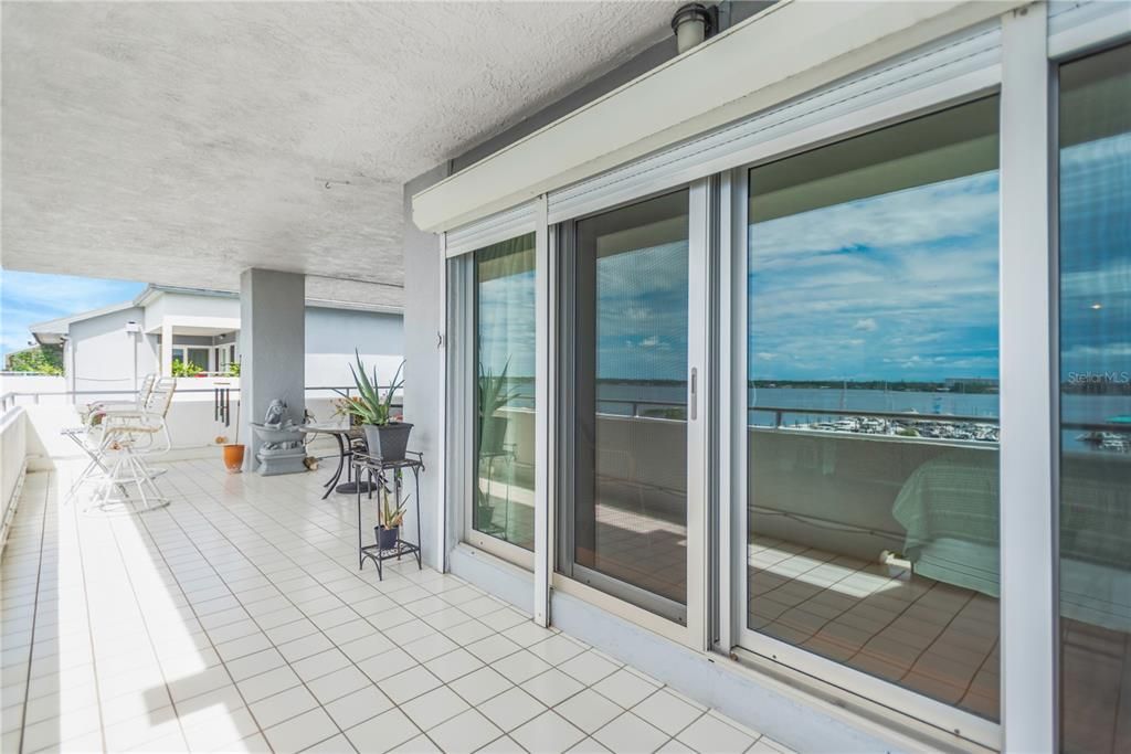 For Sale: $315,875 (2 beds, 2 baths, 1590 Square Feet)