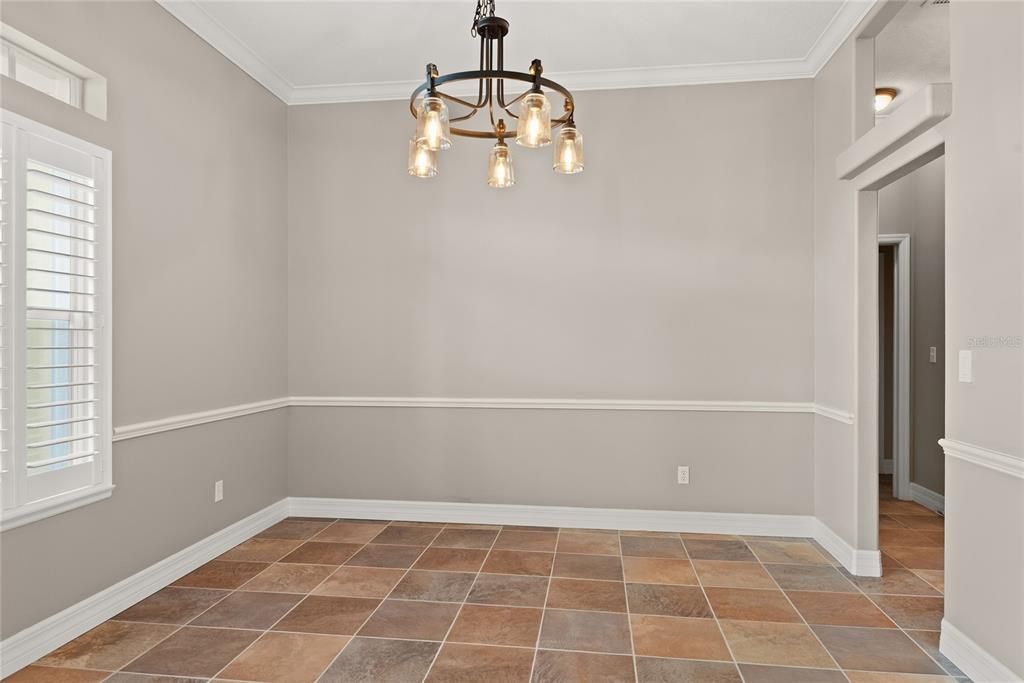 Под контрактом: $799,900 (4 спален, 3 ванн, 2563 Квадратных фут)