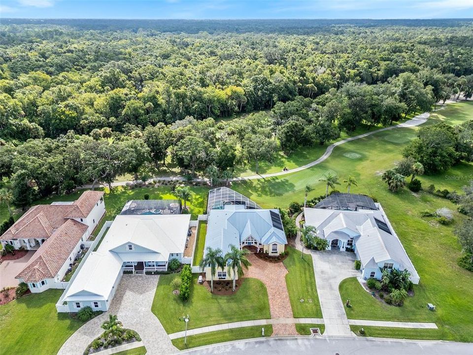 Под контрактом: $799,900 (4 спален, 3 ванн, 2563 Квадратных фут)