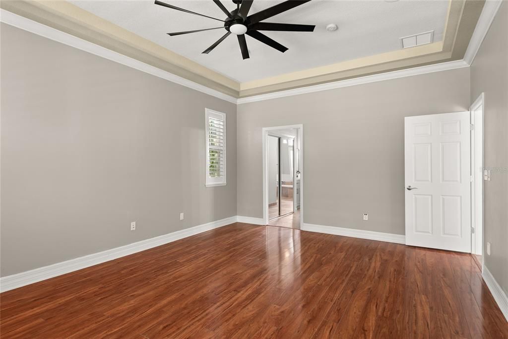 Под контрактом: $799,900 (4 спален, 3 ванн, 2563 Квадратных фут)