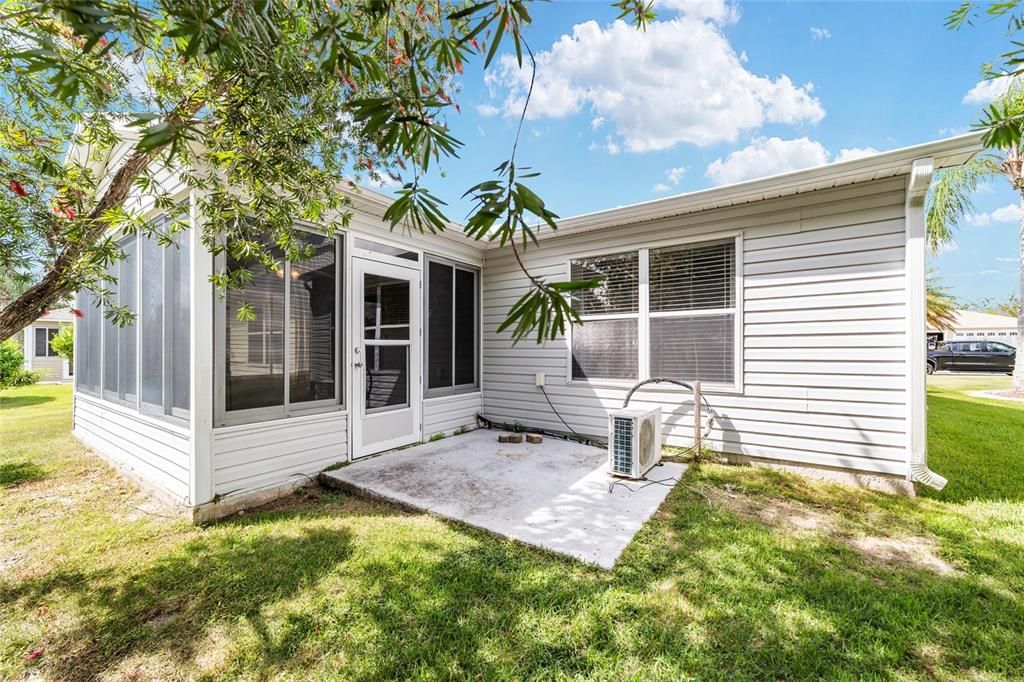 Под контрактом: $260,000 (3 спален, 2 ванн, 1240 Квадратных фут)