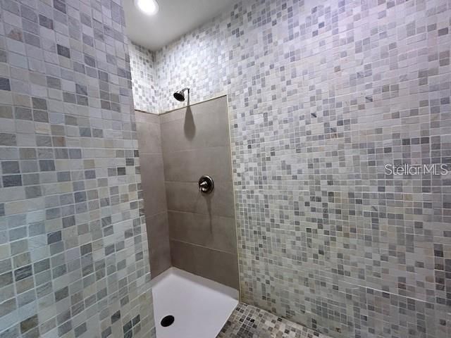 На продажу: $332,000 (2 спален, 2 ванн, 1670 Квадратных фут)