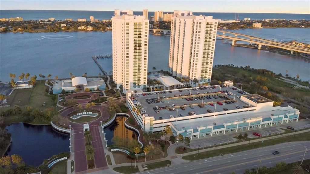 На продажу: $332,000 (2 спален, 2 ванн, 1670 Квадратных фут)