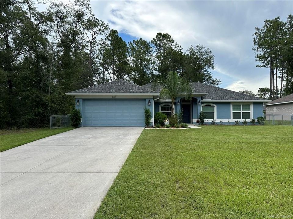 Activo con contrato: $295,000 (3 camas, 2 baños, 1803 Pies cuadrados)