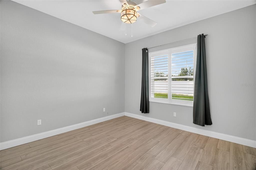 For Sale: $525,000 (3 beds, 2 baths, 2356 Square Feet)