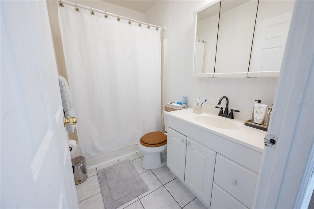 For Sale: $1,390,000 (5 beds, 3 baths, 3284 Square Feet)