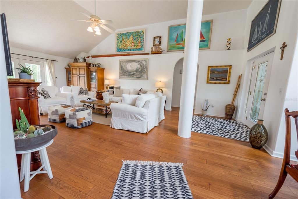 For Sale: $1,390,000 (5 beds, 3 baths, 3284 Square Feet)