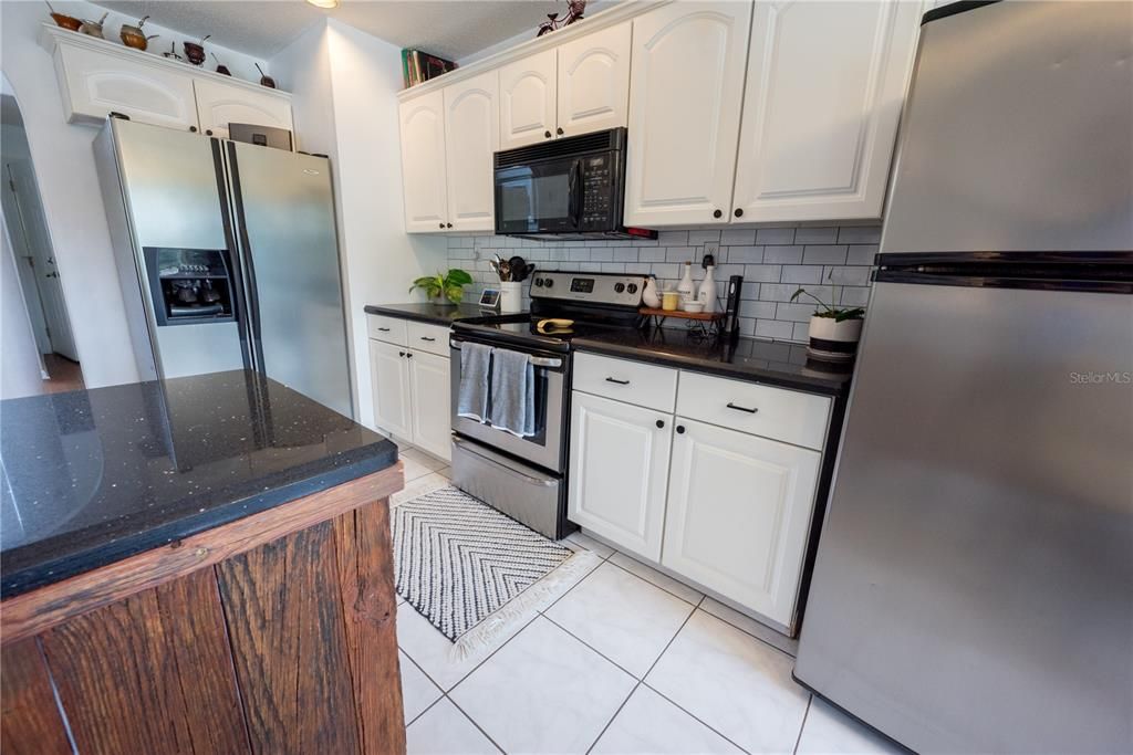 For Sale: $1,390,000 (5 beds, 3 baths, 3284 Square Feet)