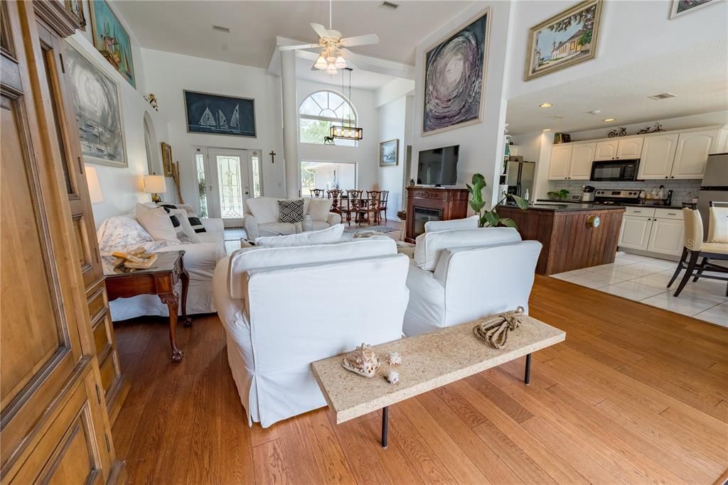 For Sale: $1,390,000 (5 beds, 3 baths, 3284 Square Feet)