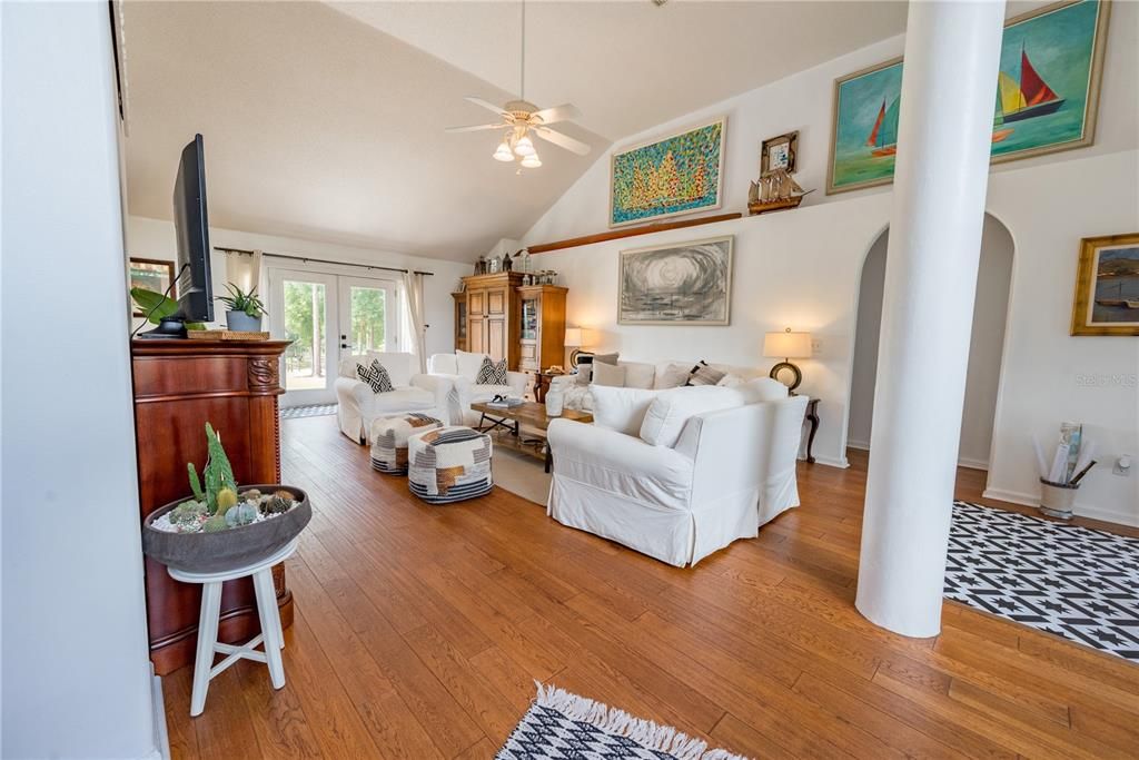 For Sale: $1,390,000 (5 beds, 3 baths, 3284 Square Feet)