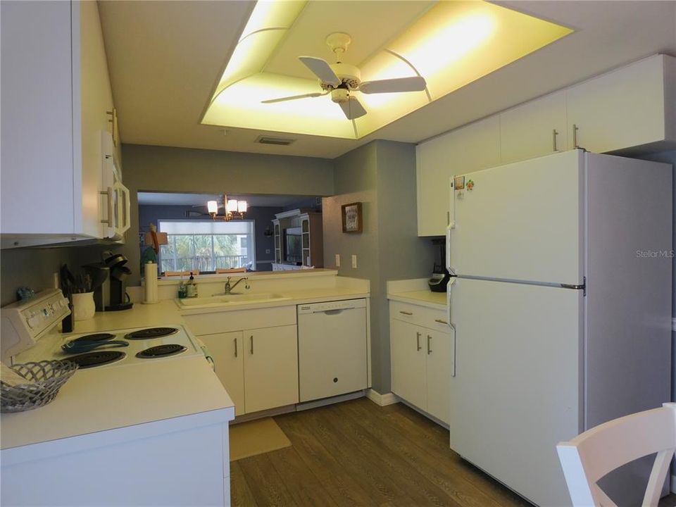 For Rent: $5,500 (2 beds, 2 baths, 1106 Square Feet)