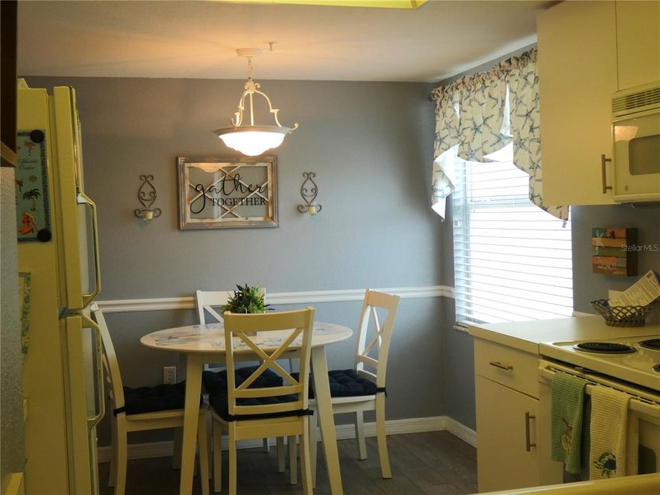 For Rent: $5,500 (2 beds, 2 baths, 1106 Square Feet)