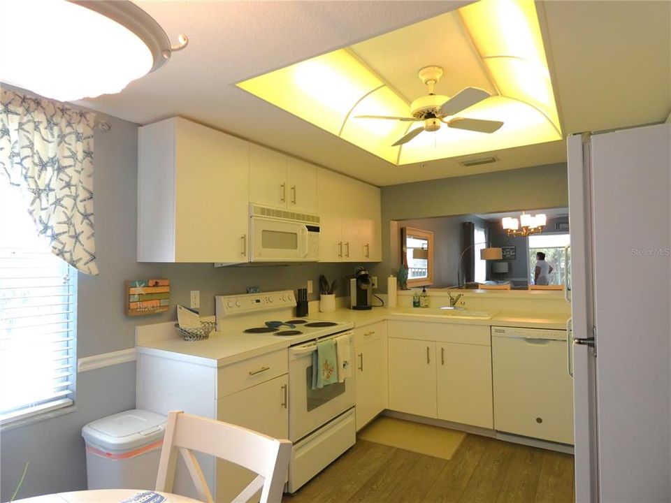 For Rent: $5,500 (2 beds, 2 baths, 1106 Square Feet)