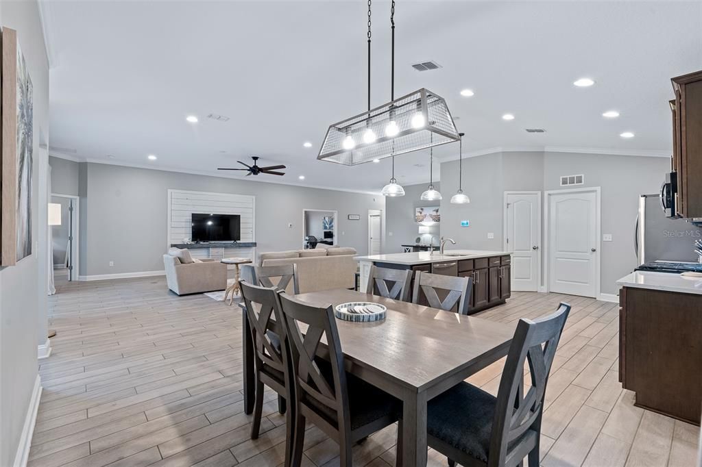 На продажу: $515,000 (3 спален, 3 ванн, 2361 Квадратных фут)