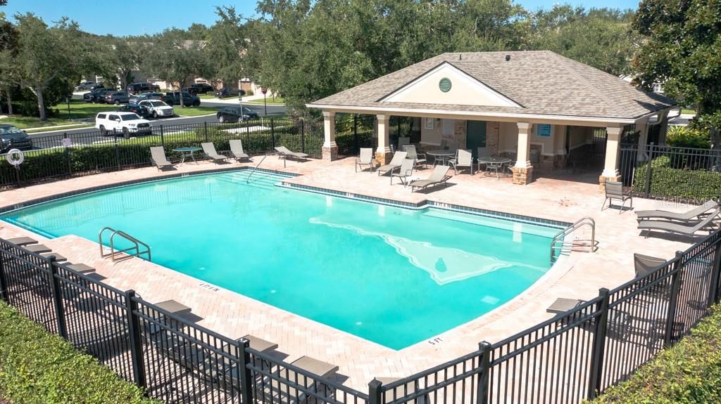 Под контрактом: $2,100 (3 спален, 2 ванн, 1790 Квадратных фут)