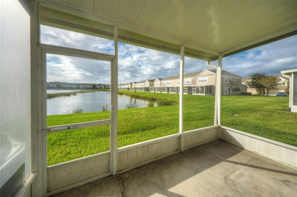 Под контрактом: $2,100 (3 спален, 2 ванн, 1790 Квадратных фут)