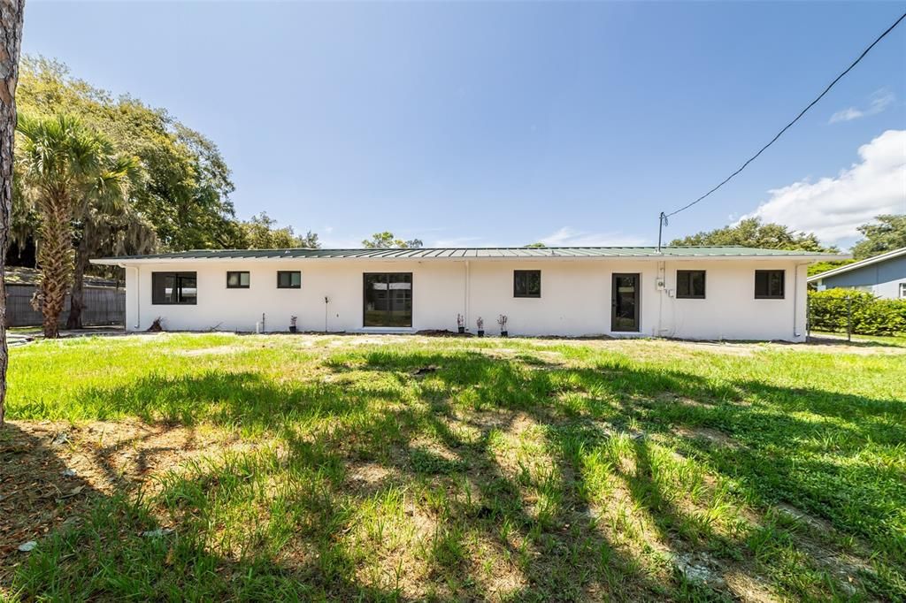 For Sale: $359,000 (3 beds, 2 baths, 1516 Square Feet)